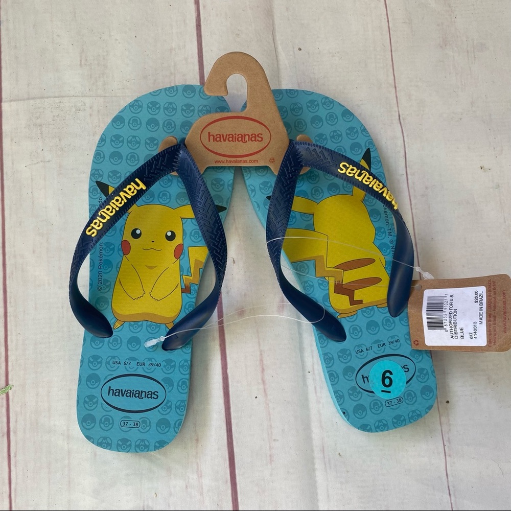 Havianas Pikachu Flip Flops Youth Size 4/5